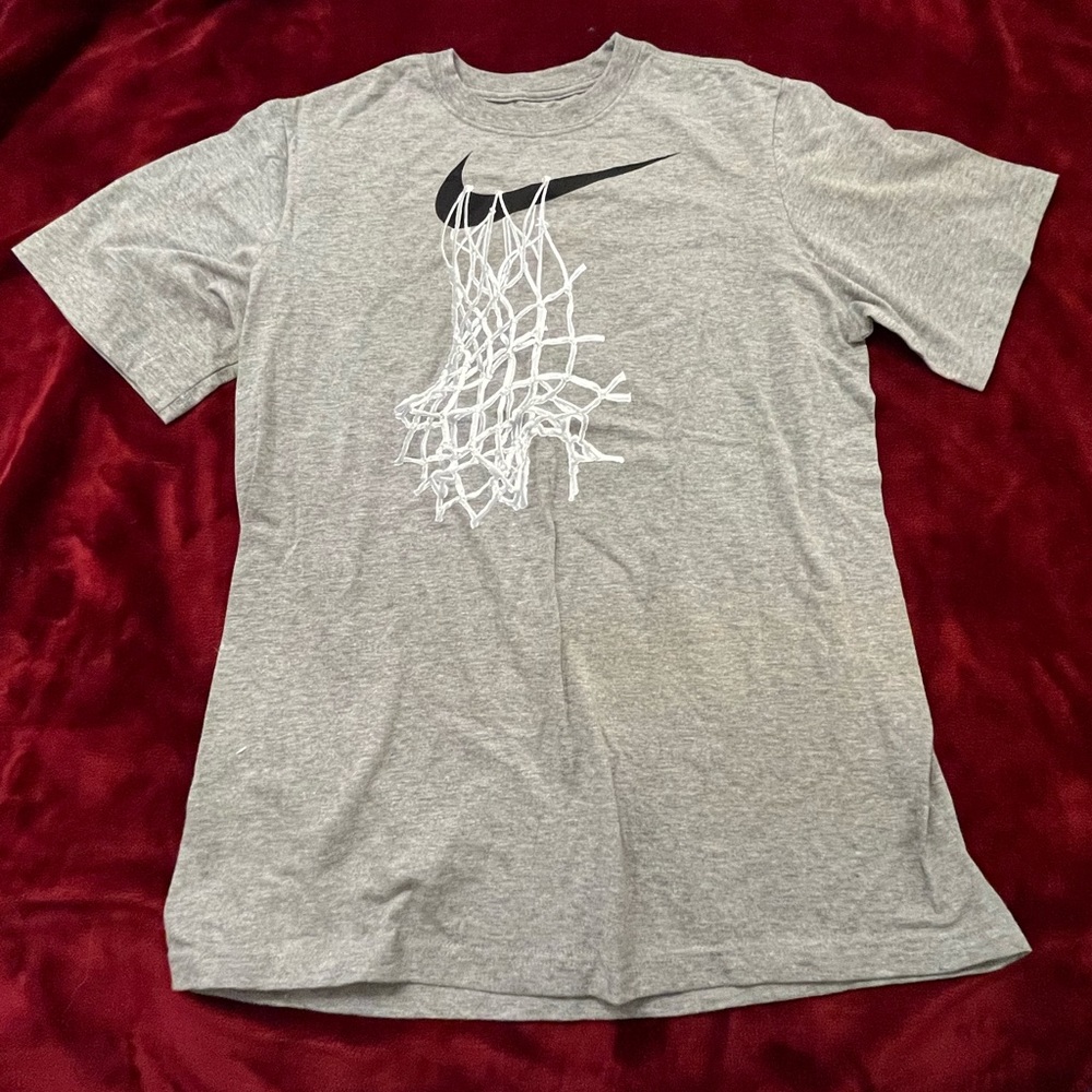 Gray Men’s Nike T-shirt XL